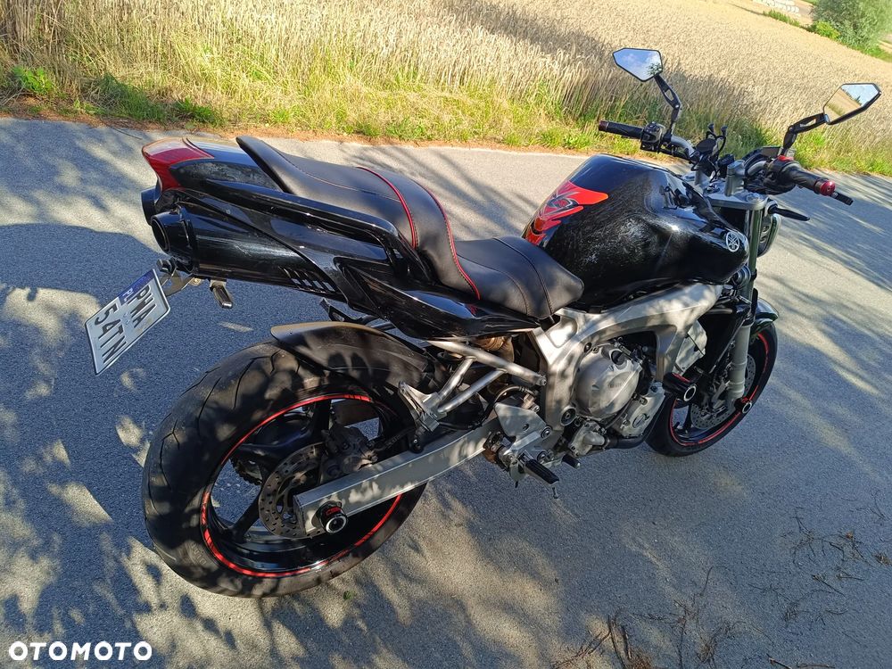 Yamaha FZ6 - 2