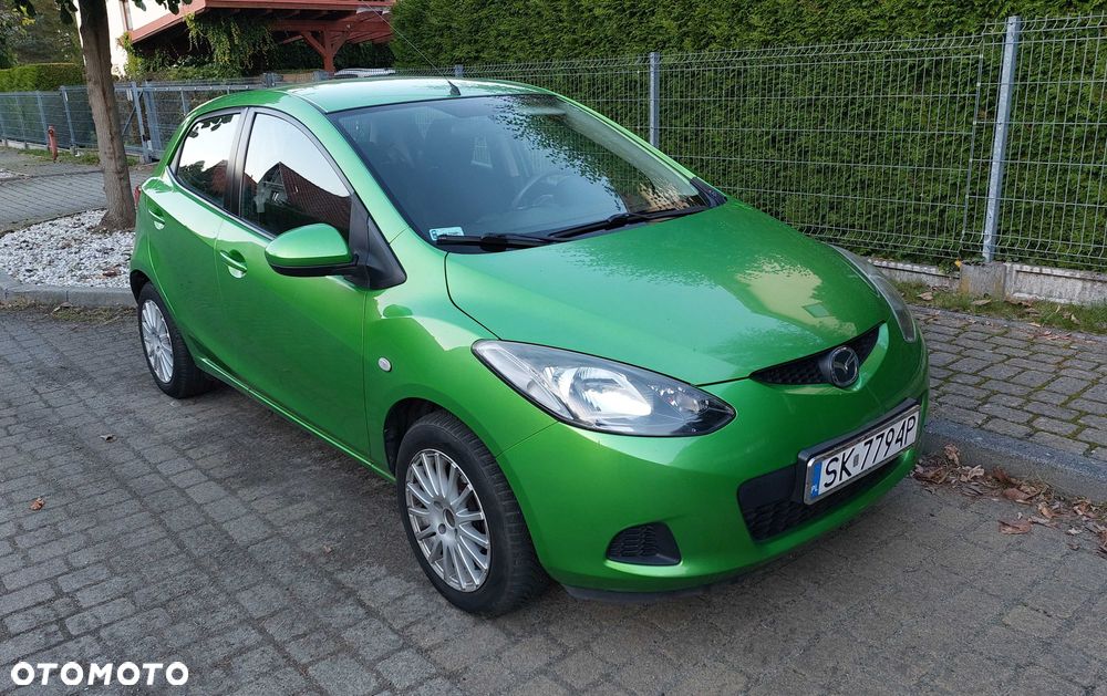 Mazda 2
