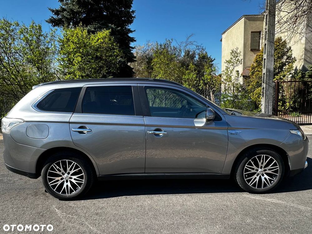 Mitsubishi Outlander Instyle NAVI - 5