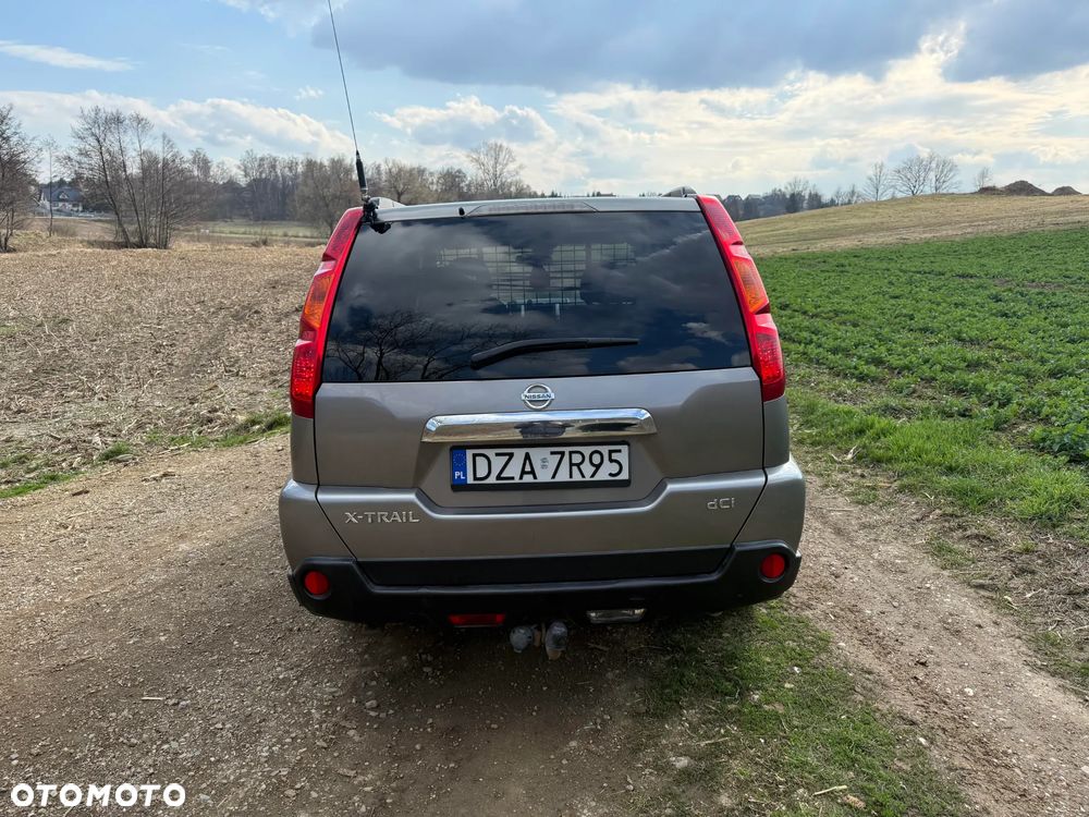 Nissan X-Trail - 11