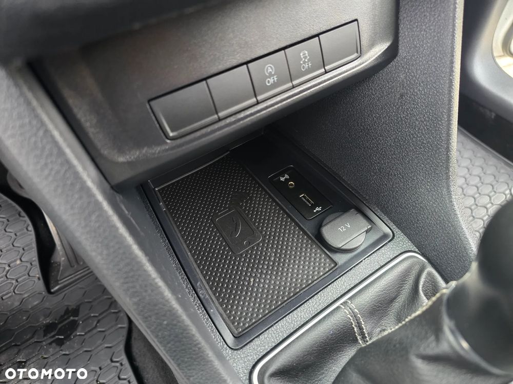 Volkswagen Caddy - 32