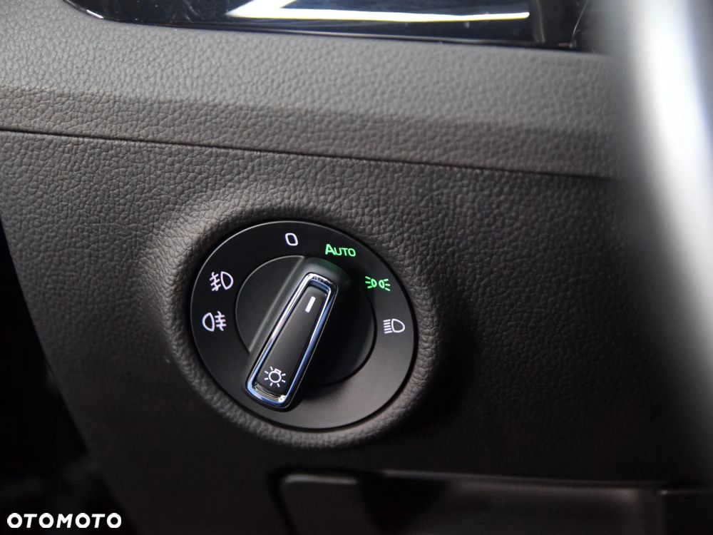 Skoda Superb 1.8 TSI L&K - 19