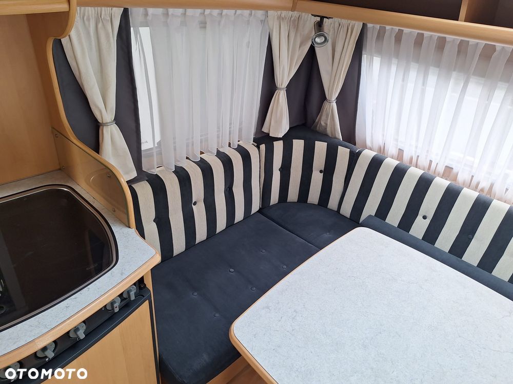 Dethleffs Camper 450D - 24