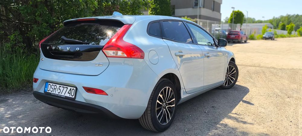 Volvo V40 D2 Drive-E Momentum - 3