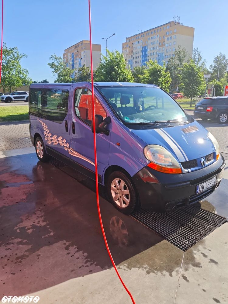 Renault Trafic - 1