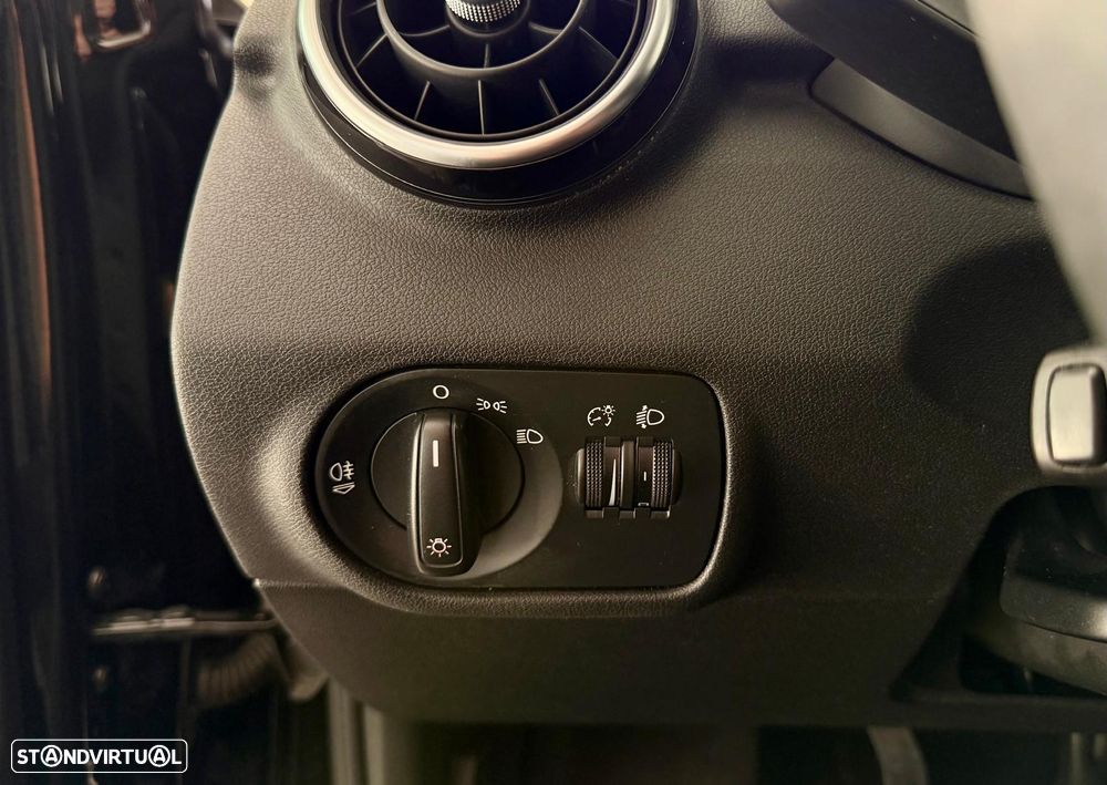 Audi A1 1.2 TFSI Ambition - 16