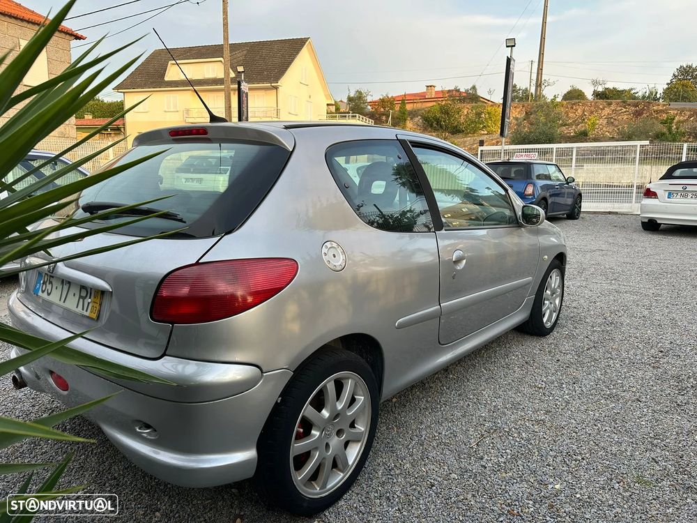 Peugeot 206 1.6 GTi - 3