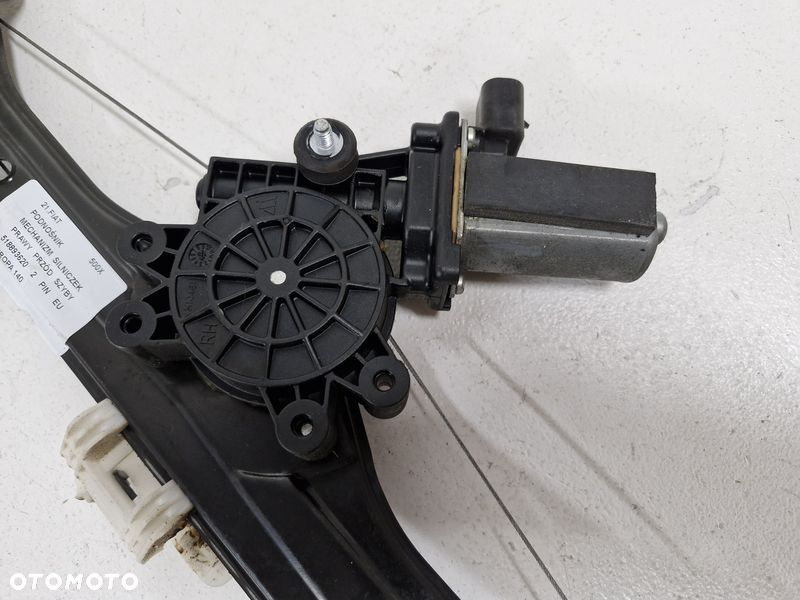 FIAT 500X 500 X PODNOŚNIK MECHANIZM SZYBY PRAWY PRZÓD SILNICZEK 2 PIN 518893620 - 2