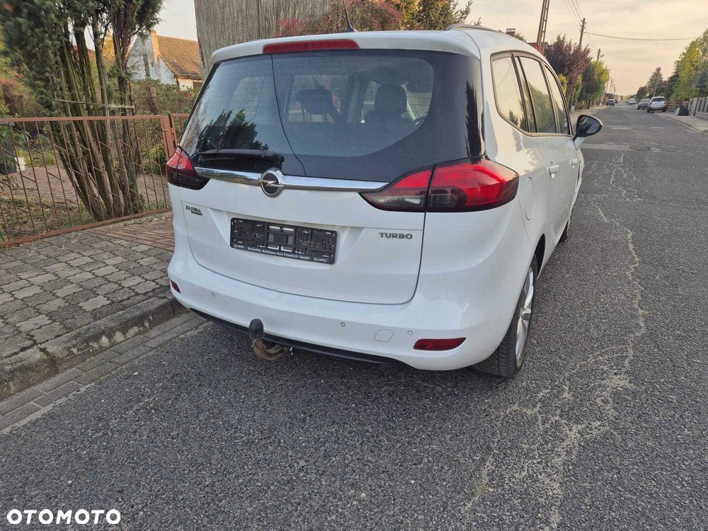 Opel Zafira - 3