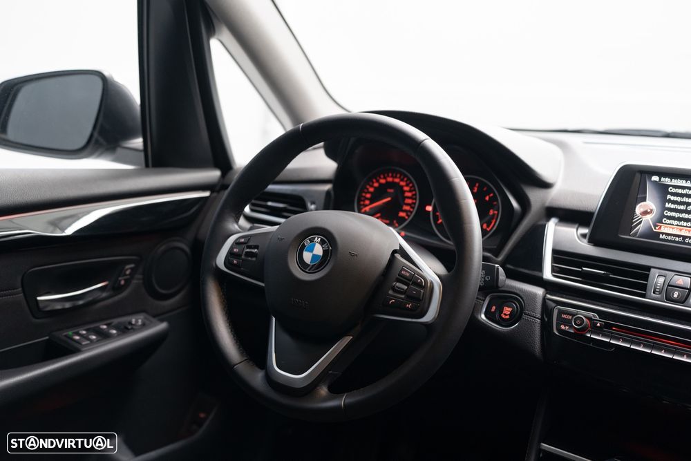 BMW 216 Active Tourer d Line Sport - 12