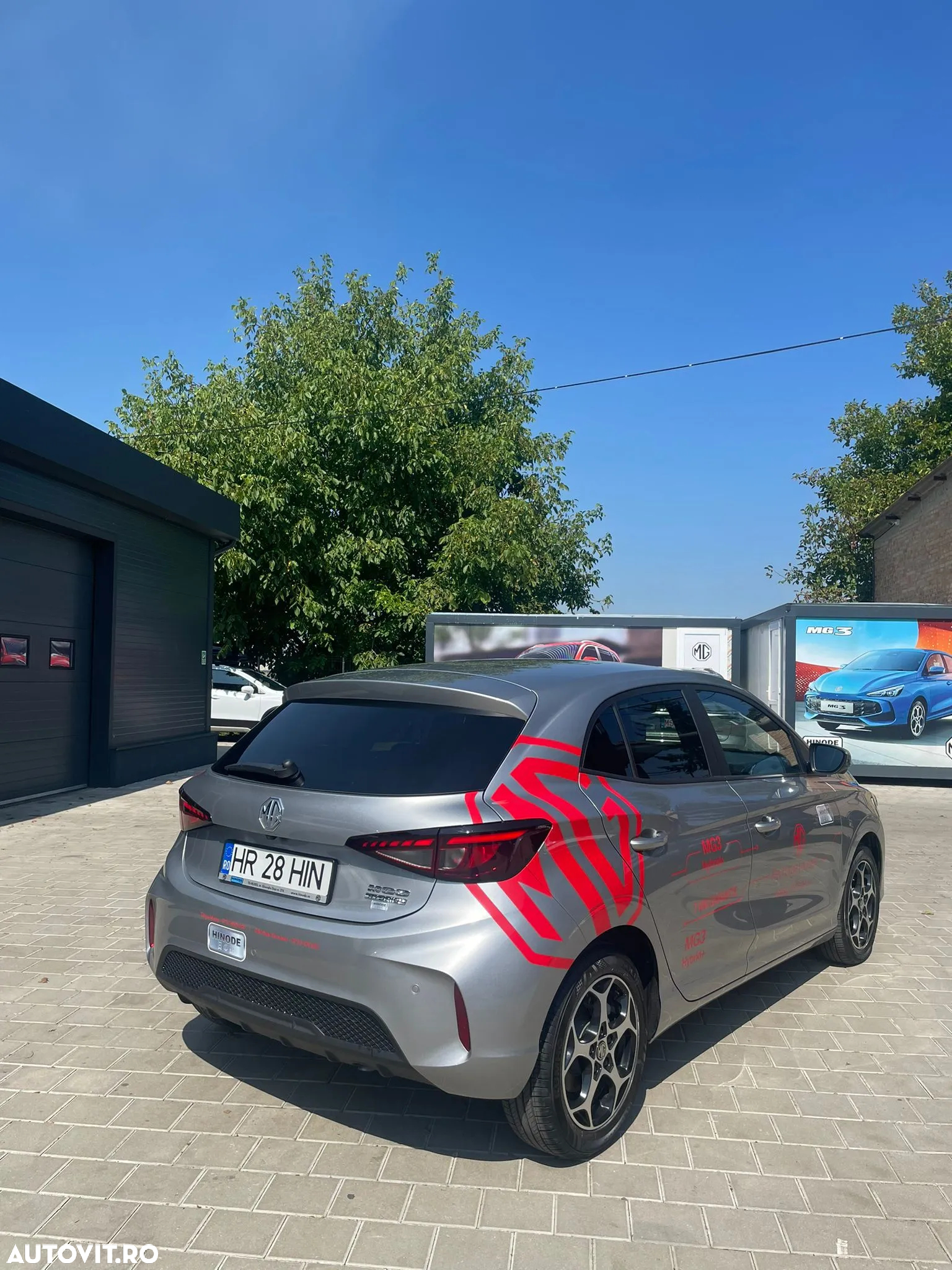 MG MG3 3 Hybrid+ Luxury - 3
