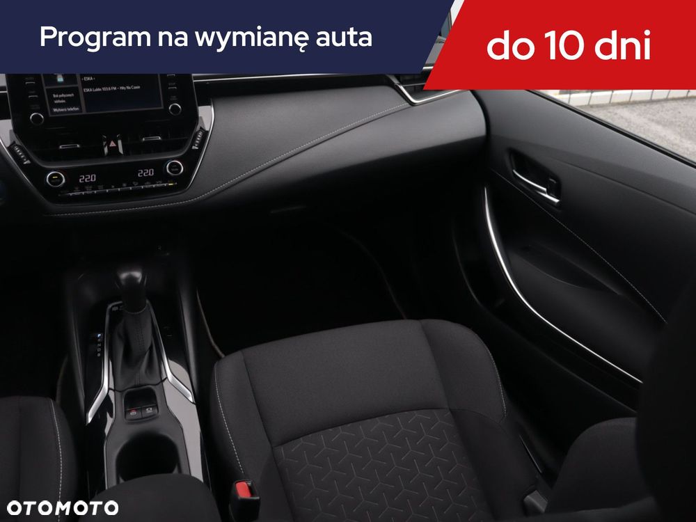 Toyota Corolla - 10