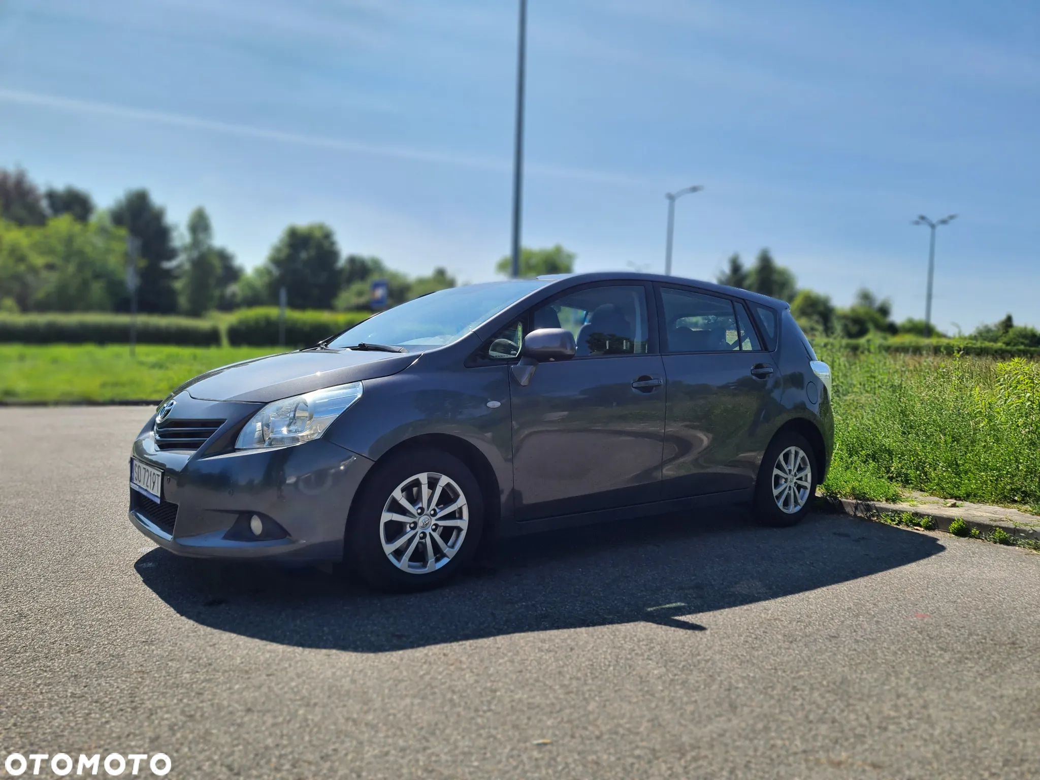 Toyota Verso 1.8 Sol - 1