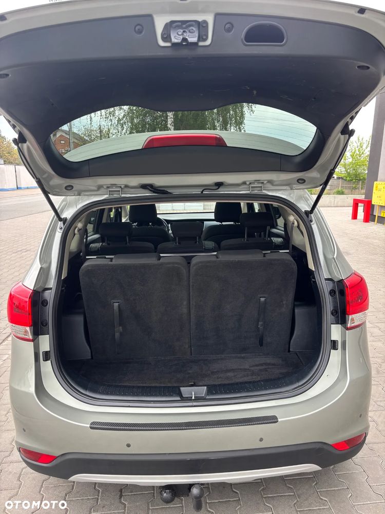 Kia Carens 1.7 CRDi 115 Dream Team Edition - 16