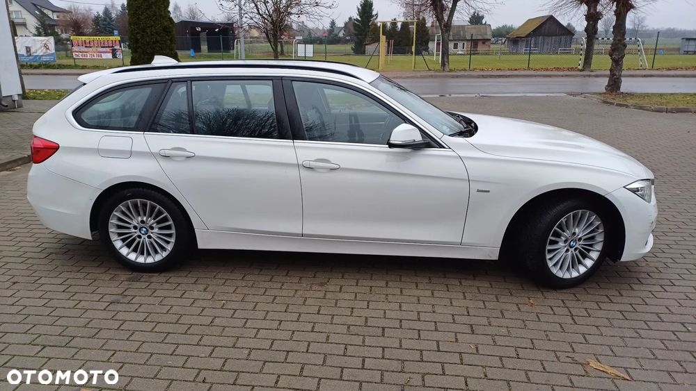 BMW Seria 3 318d Luxury Line - 25