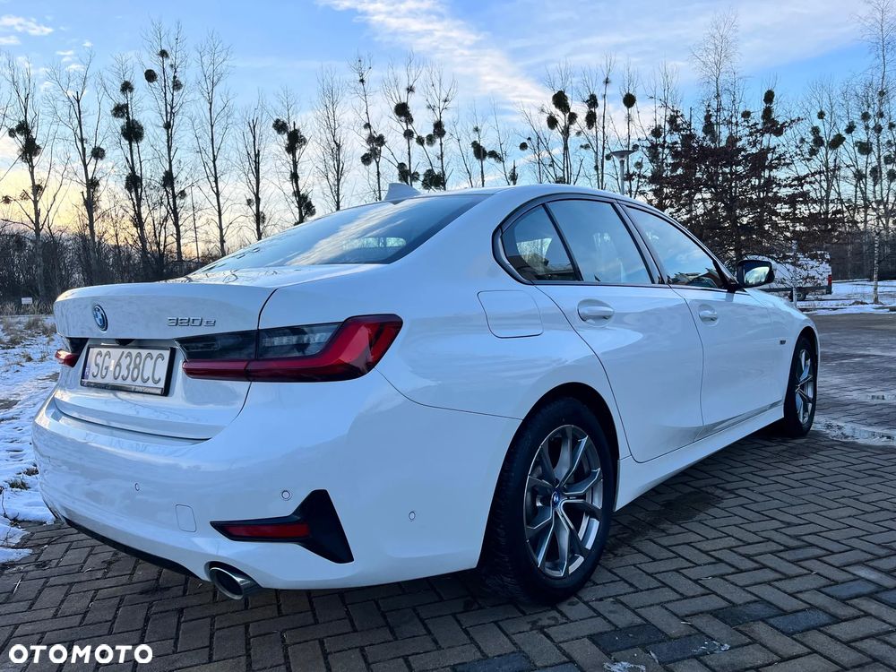BMW Seria 3 320e - 2