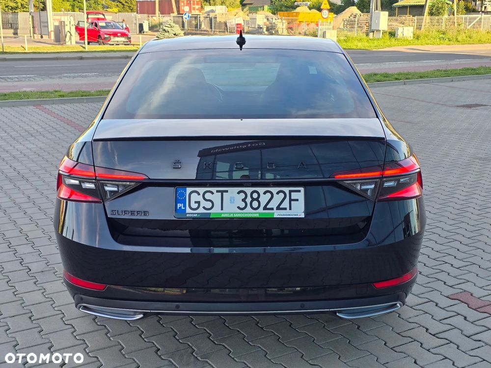 Skoda Superb 2.0 TDI SCR Sportline DSG - 16