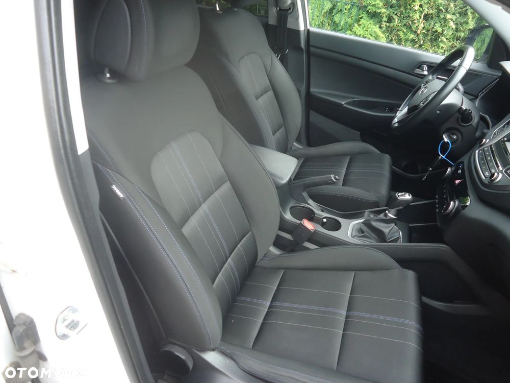 Hyundai Tucson 1.6 GDI BlueDrive Classic 2WD - 11