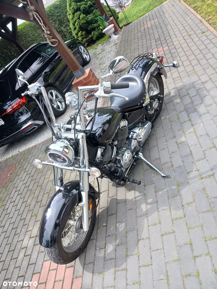 Yamaha V Star - 1