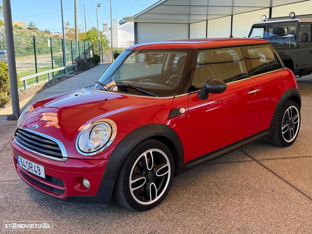MINI 3 Portas One D - 17