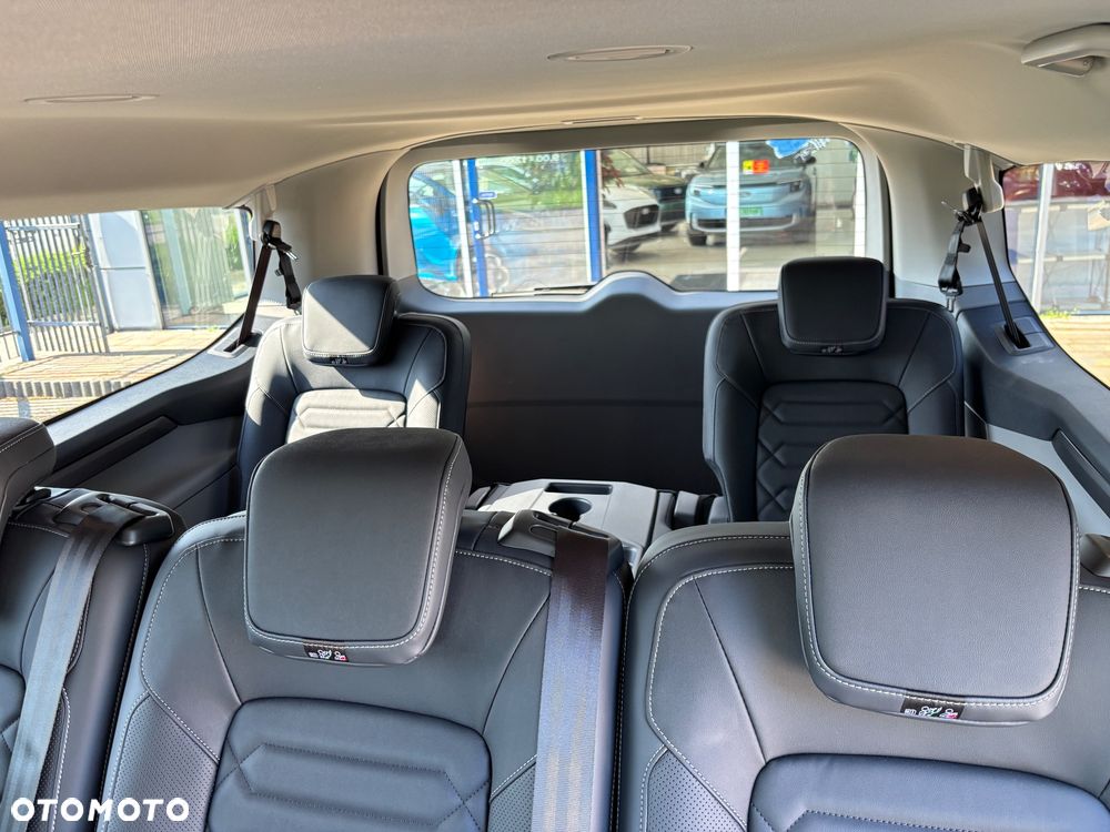 Ford Tourneo Custom 2.0 EcoBlue L2 Titanium X SelectShift - 27