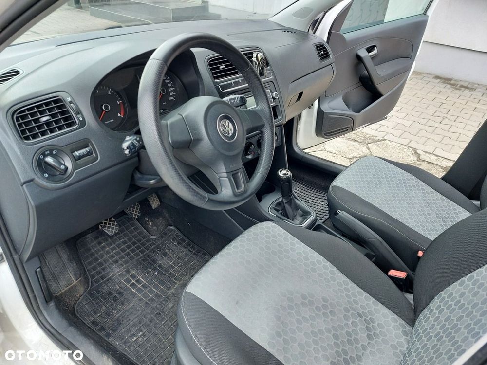 Volkswagen Polo - 10