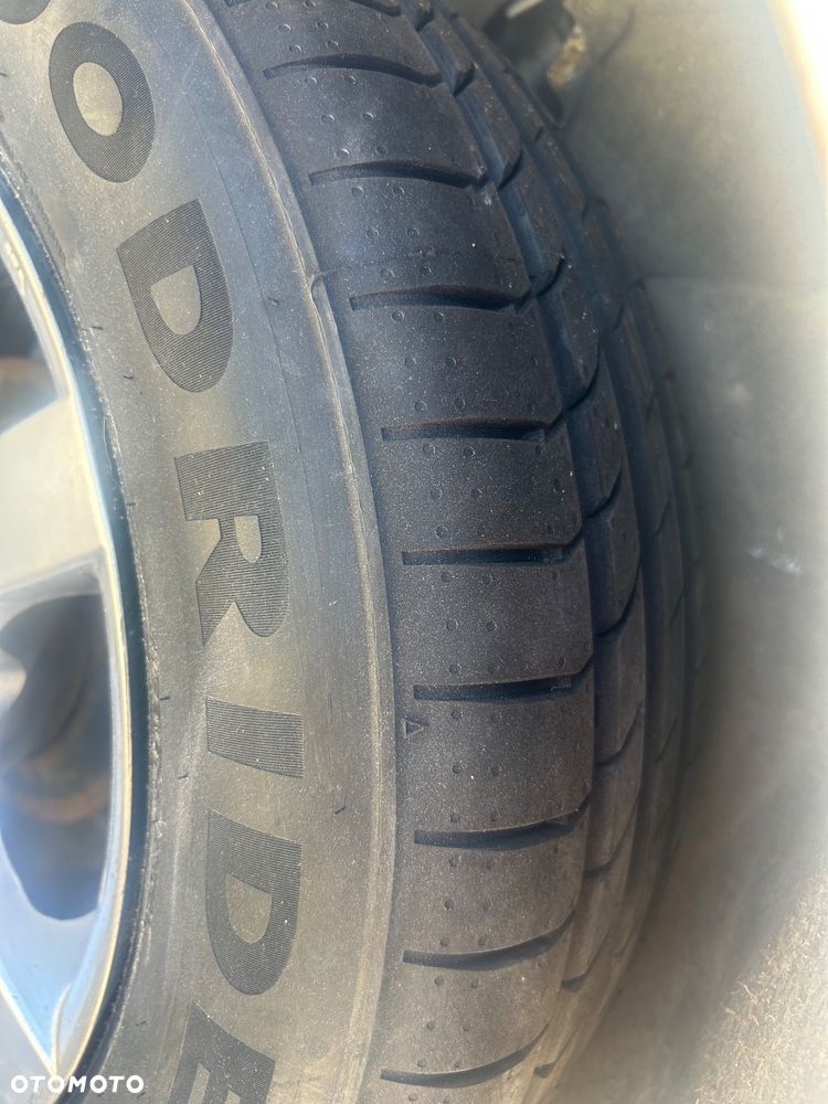 Citroën C3 1.2 PureTech Selection - 16