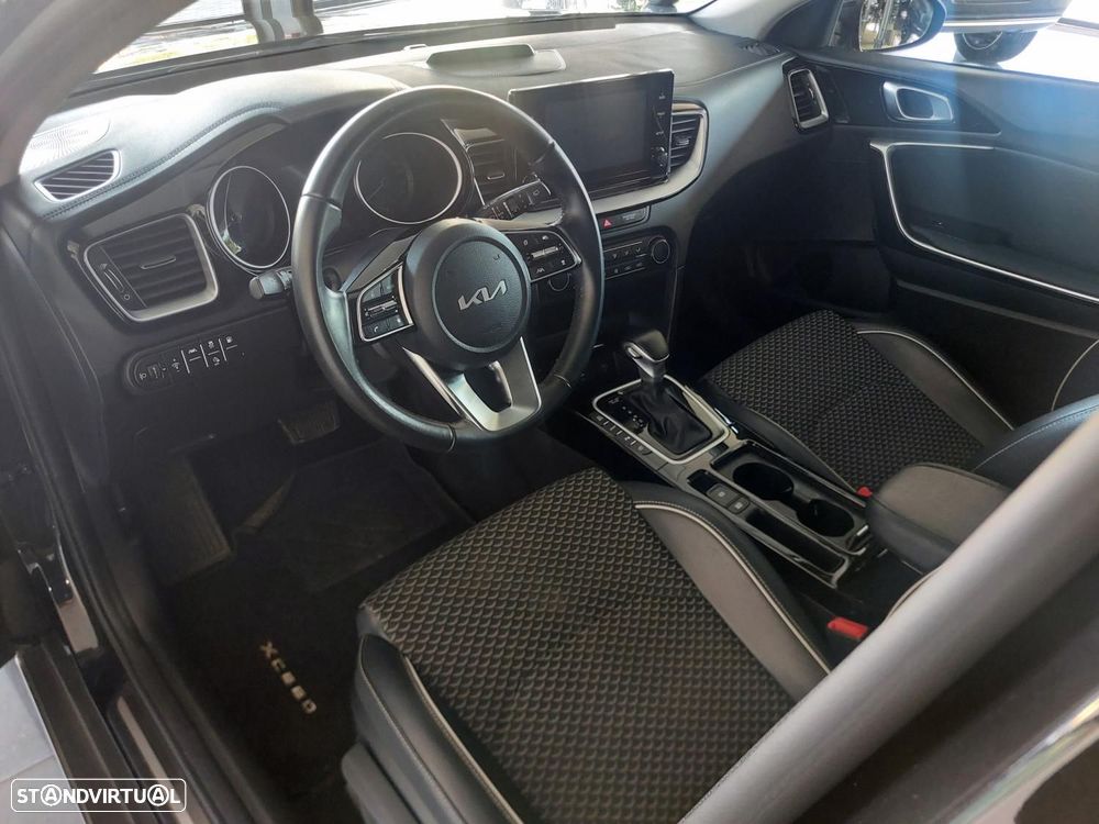 Kia XCeed 1.6 GDi PHEV Drive - 12