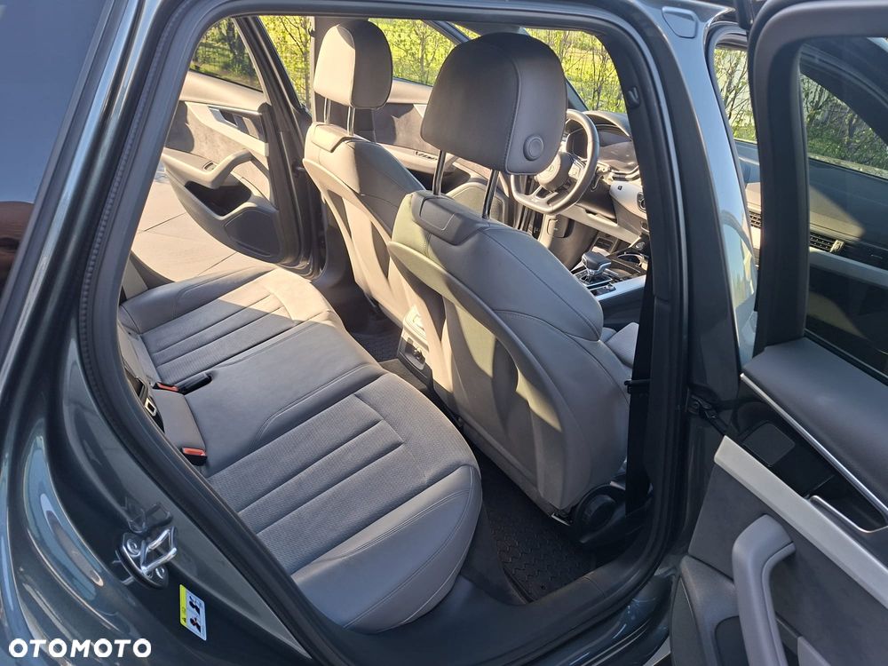 Audi A4 Avant 35 TFSI mHEV S Line S tronic - 13