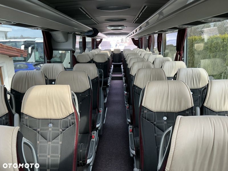 Mercedes-Benz TOURISMO - 28