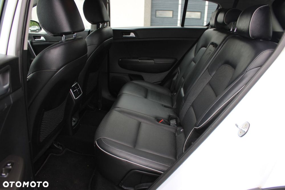 Kia Sportage - 18