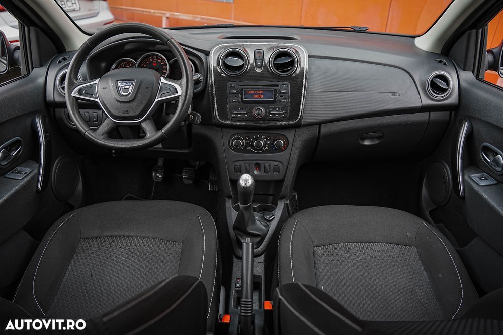 Dacia Logan 1.5 Blue dCi SL Techroad - 6