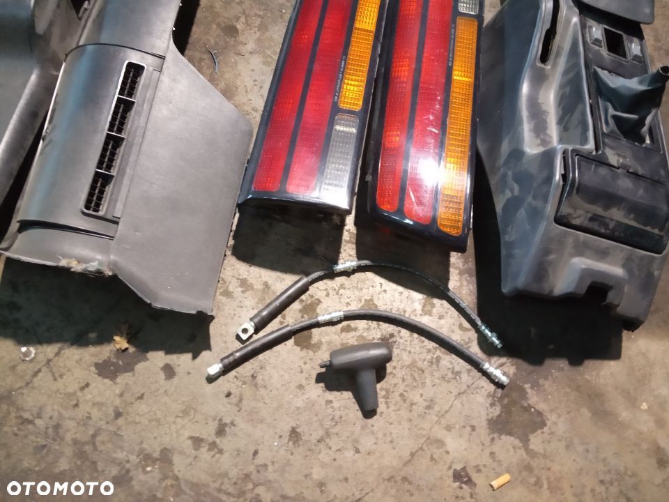 PONTIAC FIREBIRD 3 gen 3rd gen 1982–1992 lampa tyl tylna prawa f-body trans am 2.5 2.8 3.1 v6 3.8 5.0 v8 5.7 rear lamp tail right 1983 1984 1985 1986 1987 1988 1989 1990 1991 - 10