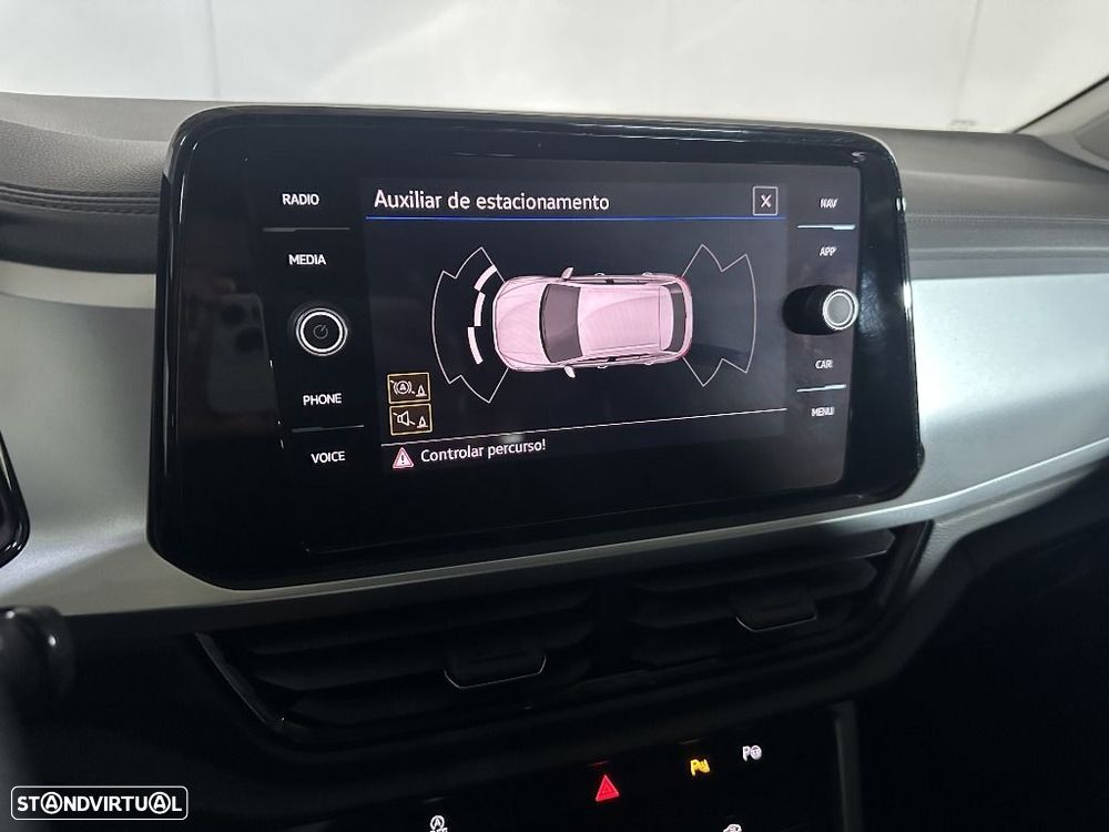 VW T-Roc 1.0 TSI Urban - 8