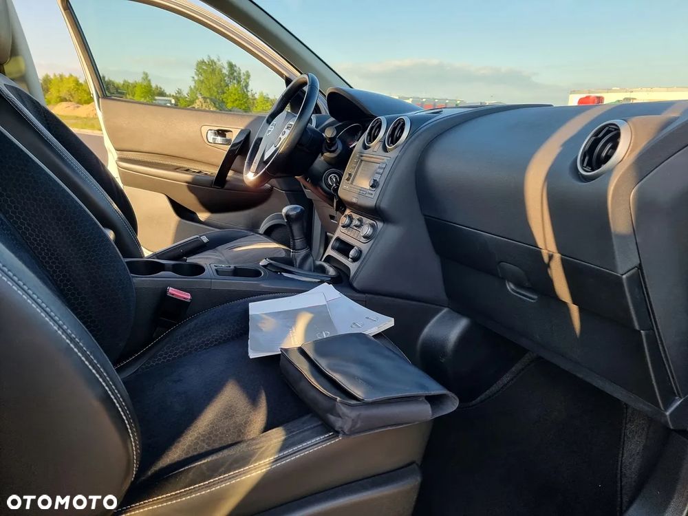 Nissan Qashqai - 21