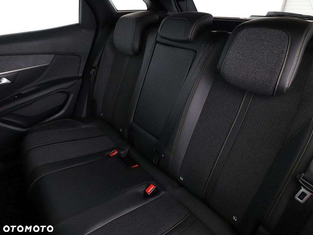 Peugeot 3008 1.6 THP Allure S&S EAT6 - 18