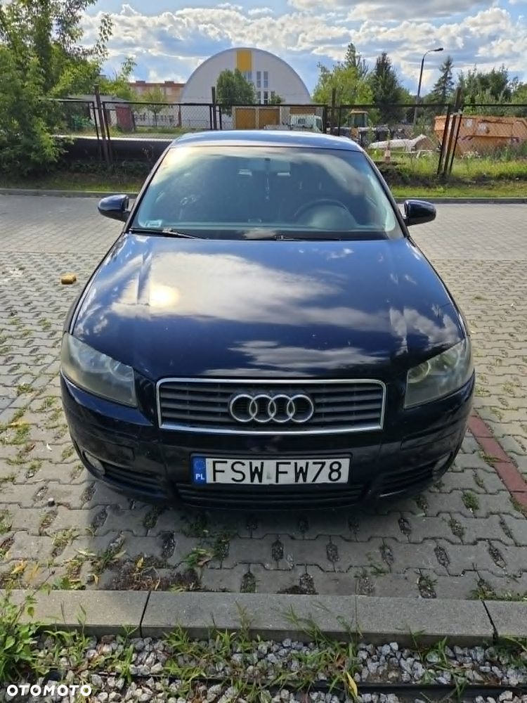 Audi A3 3-drzwiowe 1.6 Attraction - 2