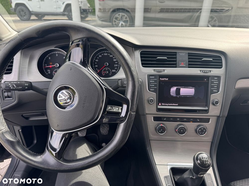 Volkswagen Golf 2.0 TDI 4Motion BlueMotion Technology Comfortline - 8