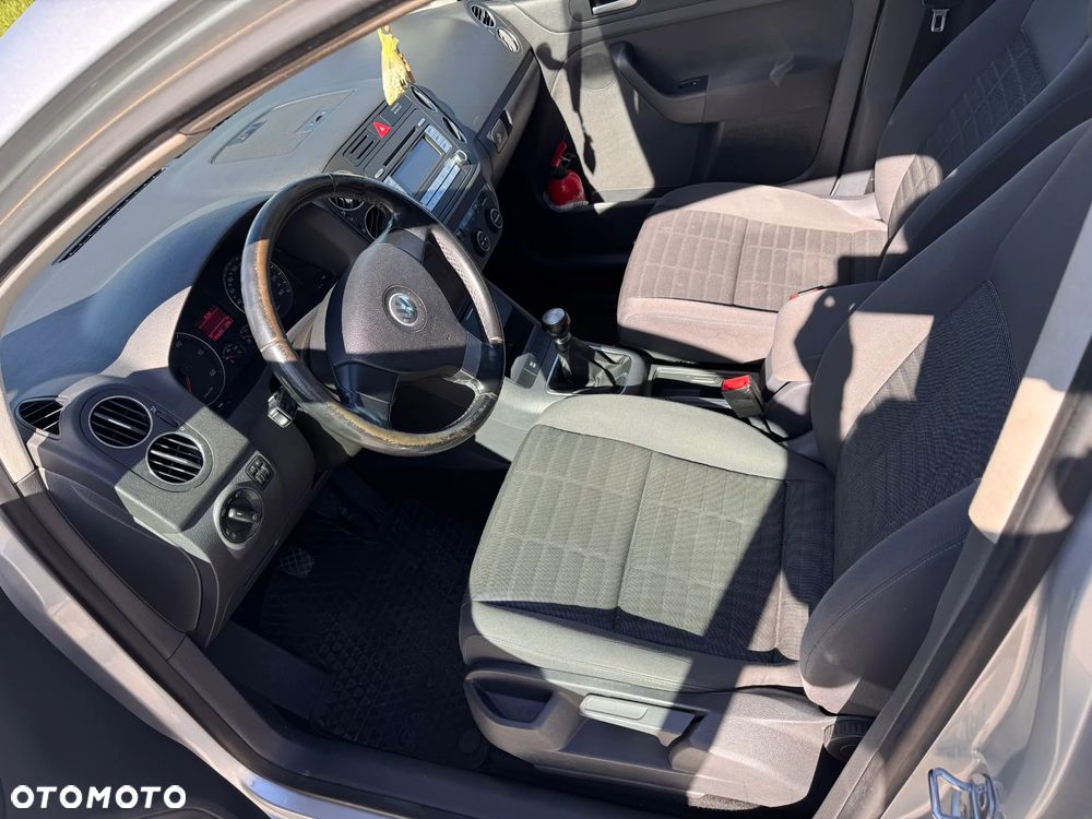 Volkswagen Golf 2.0 TDI Trendline - 5