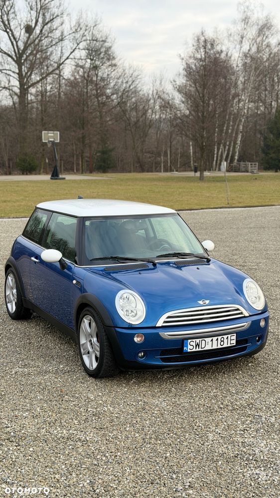 MINI Cooper Sidewalk - 3