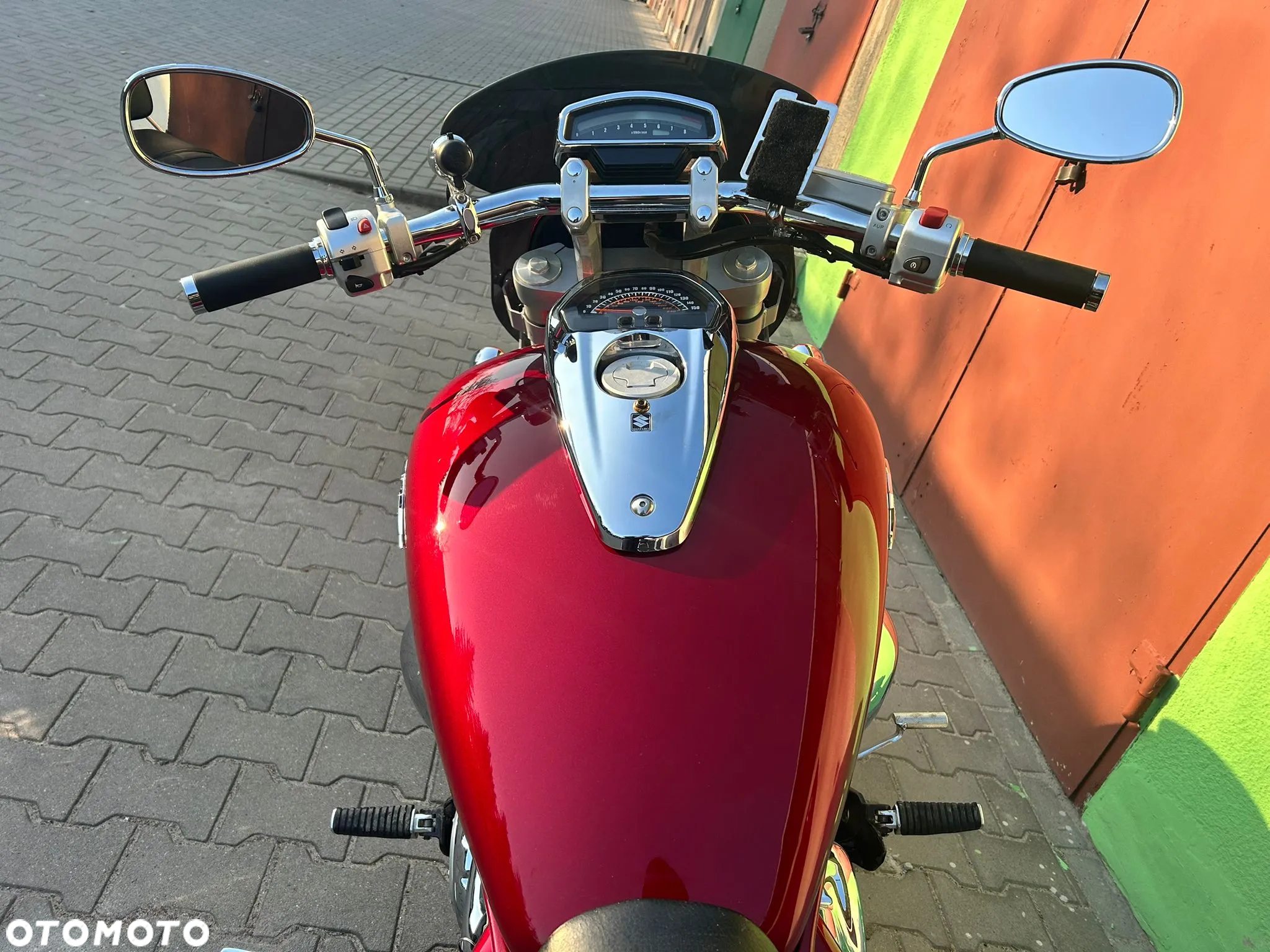 Suzuki Boulevard - 19
