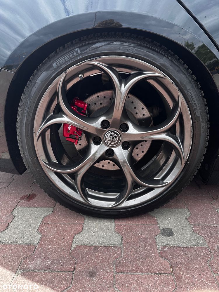 Alfa Romeo Giulia 2.0 Turbo Veloce TI Q4 - 18