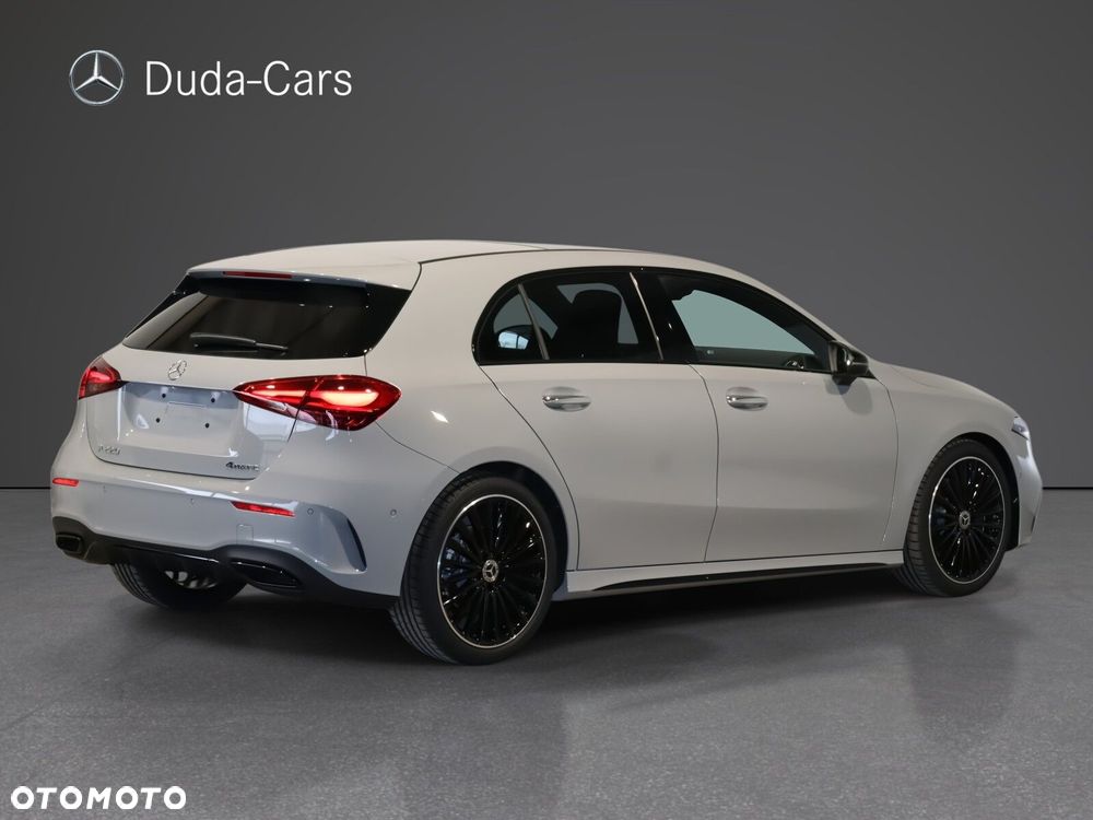 Mercedes-Benz Klasa A 220 4-Matic AMG Line 8G-DCT - 3