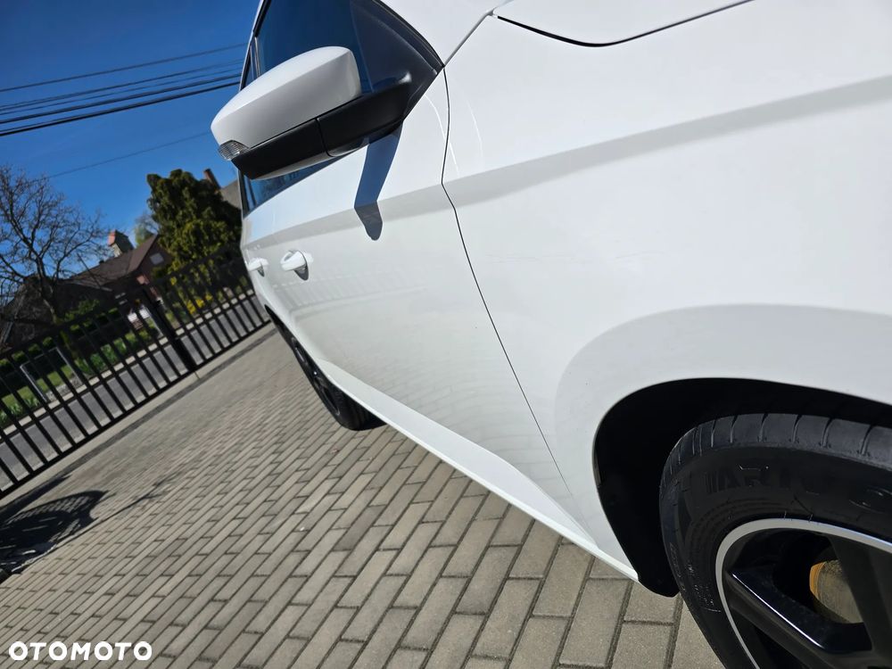 Skoda Fabia 1.0 TSI DSG Ambition - 12
