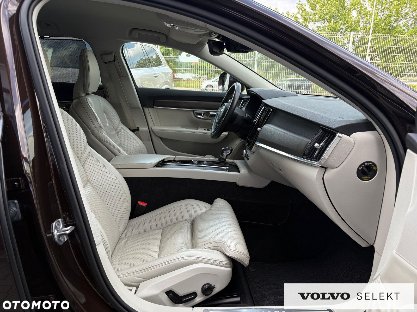 Volvo V90 Cross Country - 19