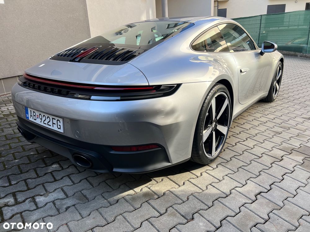 Porsche 911 - 9