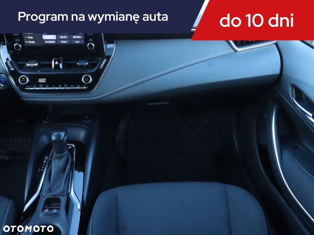Toyota Corolla - 10