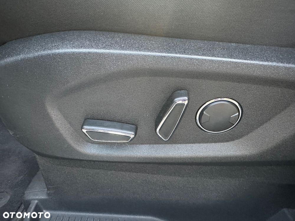 Ford S-Max 2.0 TDCi 4WD Titanium - 12