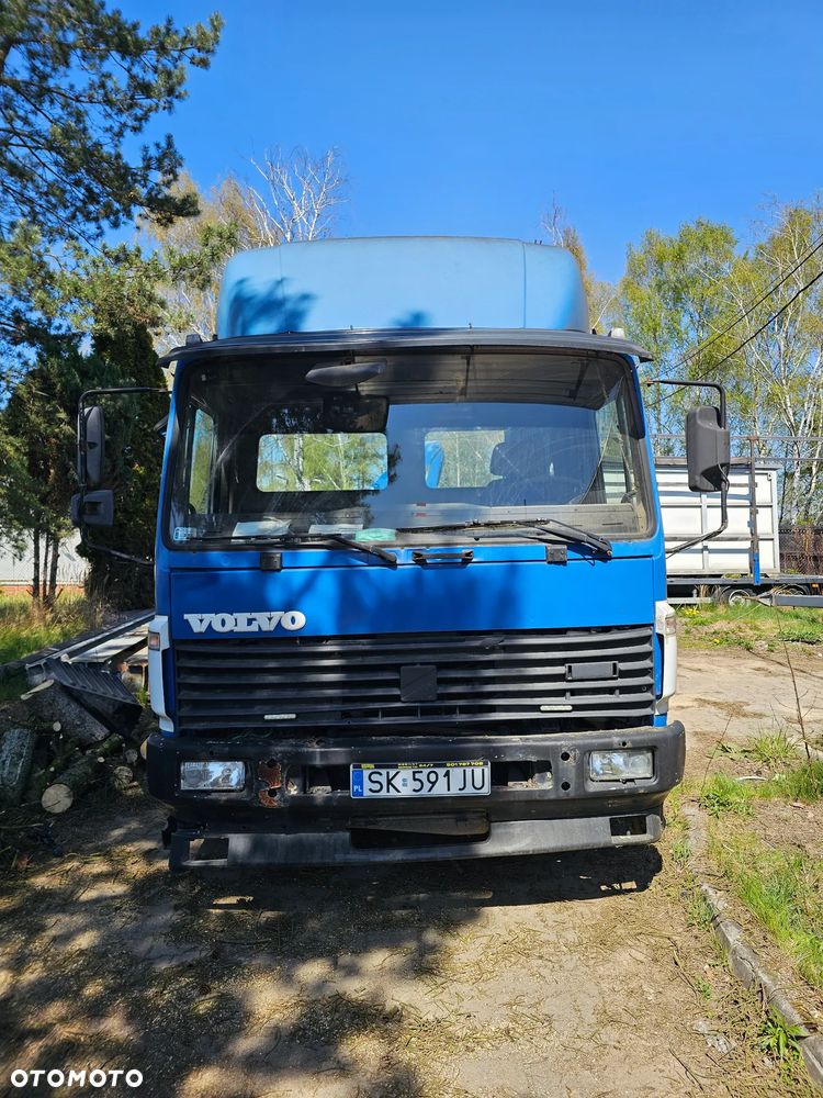 Volvo FL6 - 1