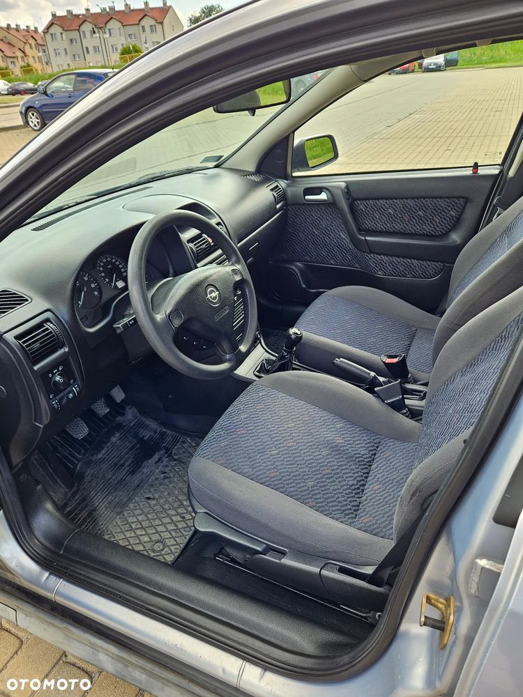 Opel Astra - 9